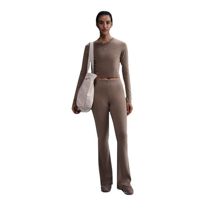 Color: BROWN