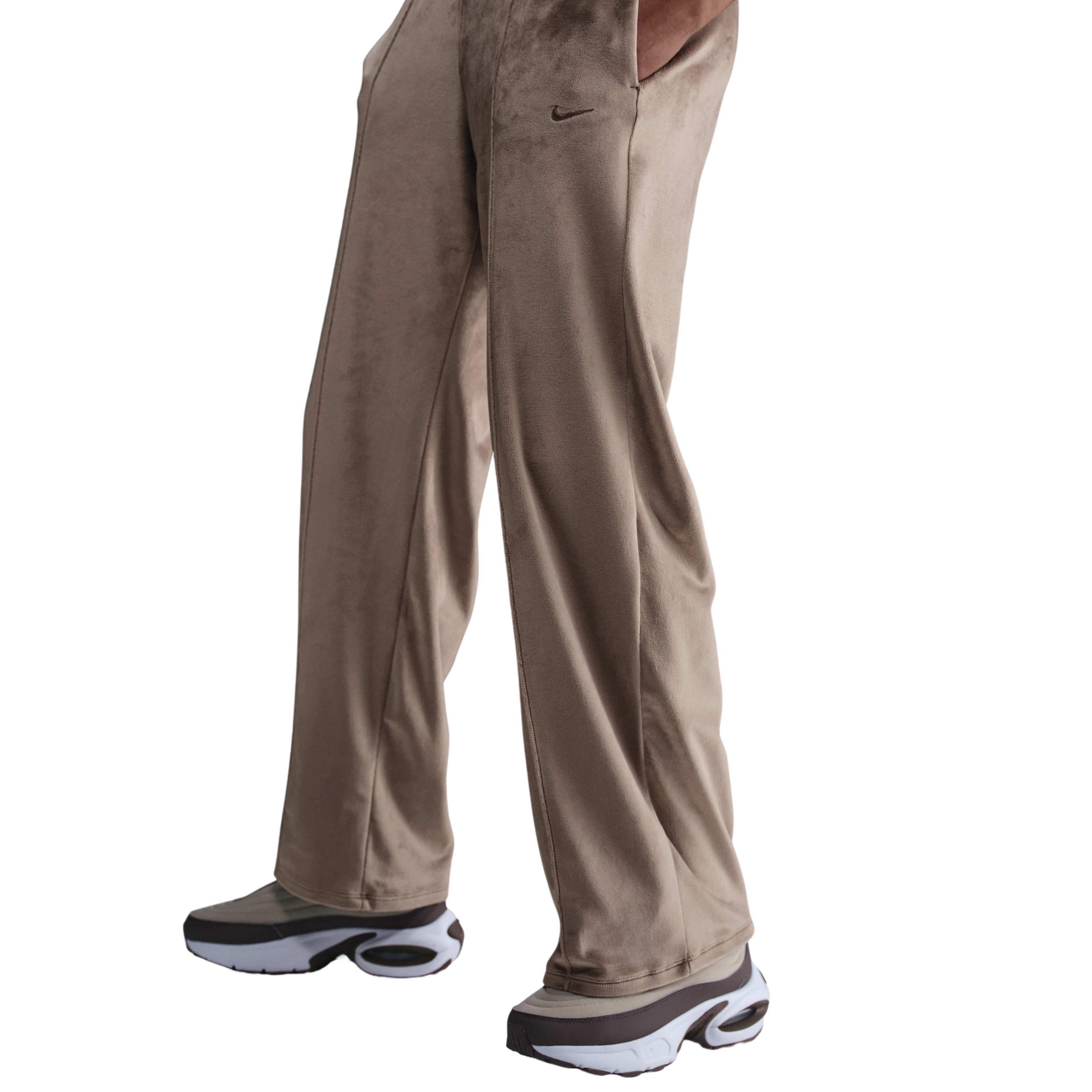 Color: BROWN