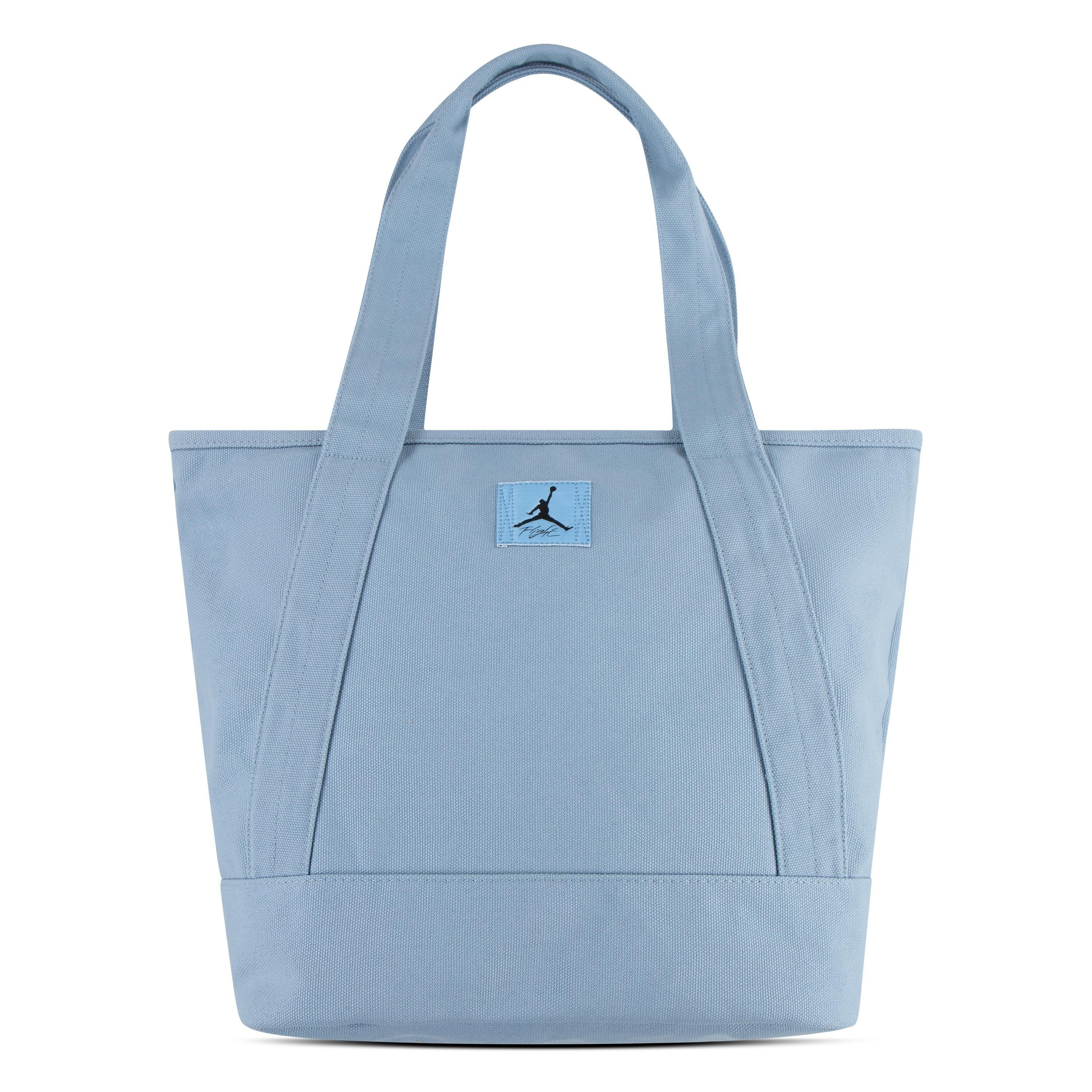 Color: BLUE