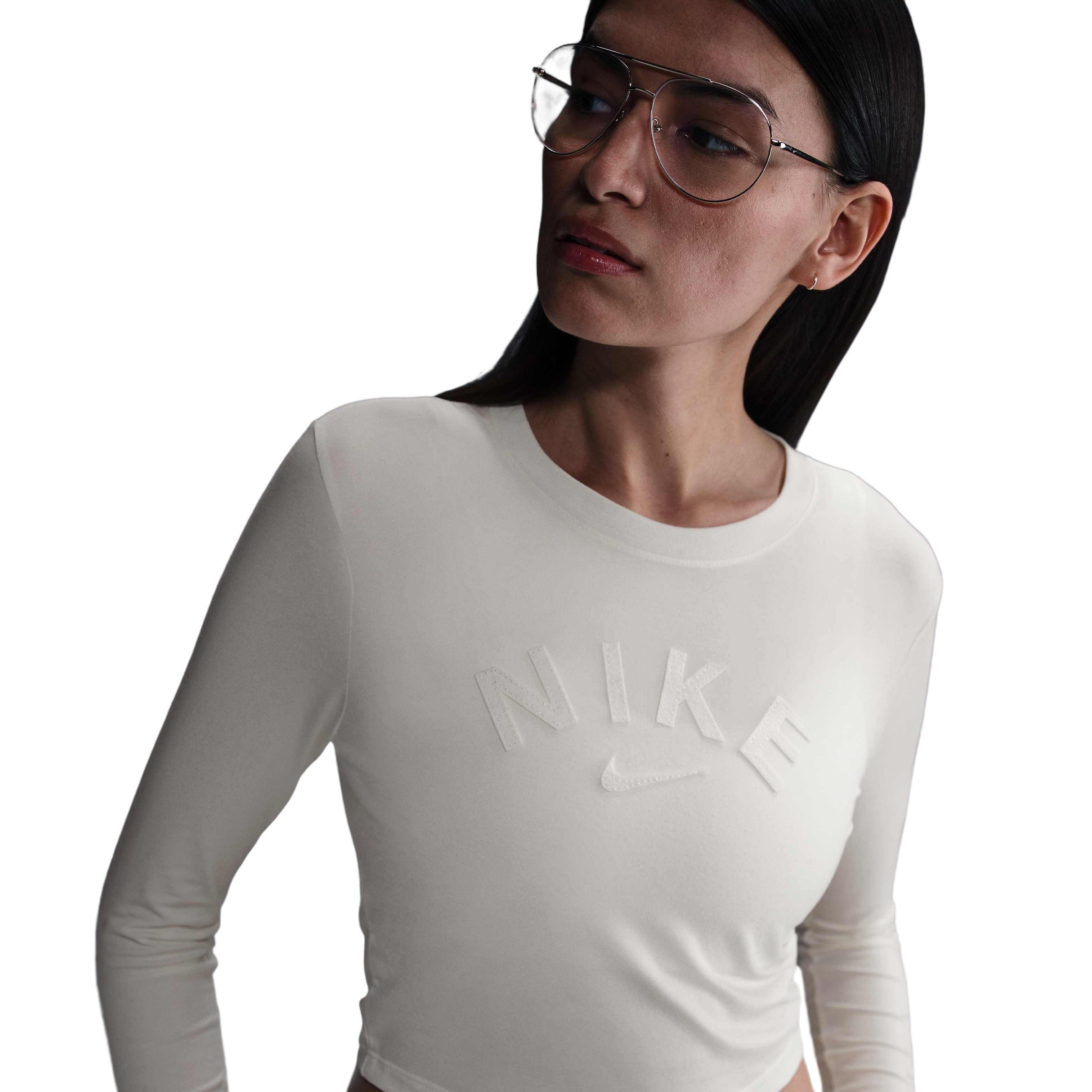 Color: WHITE