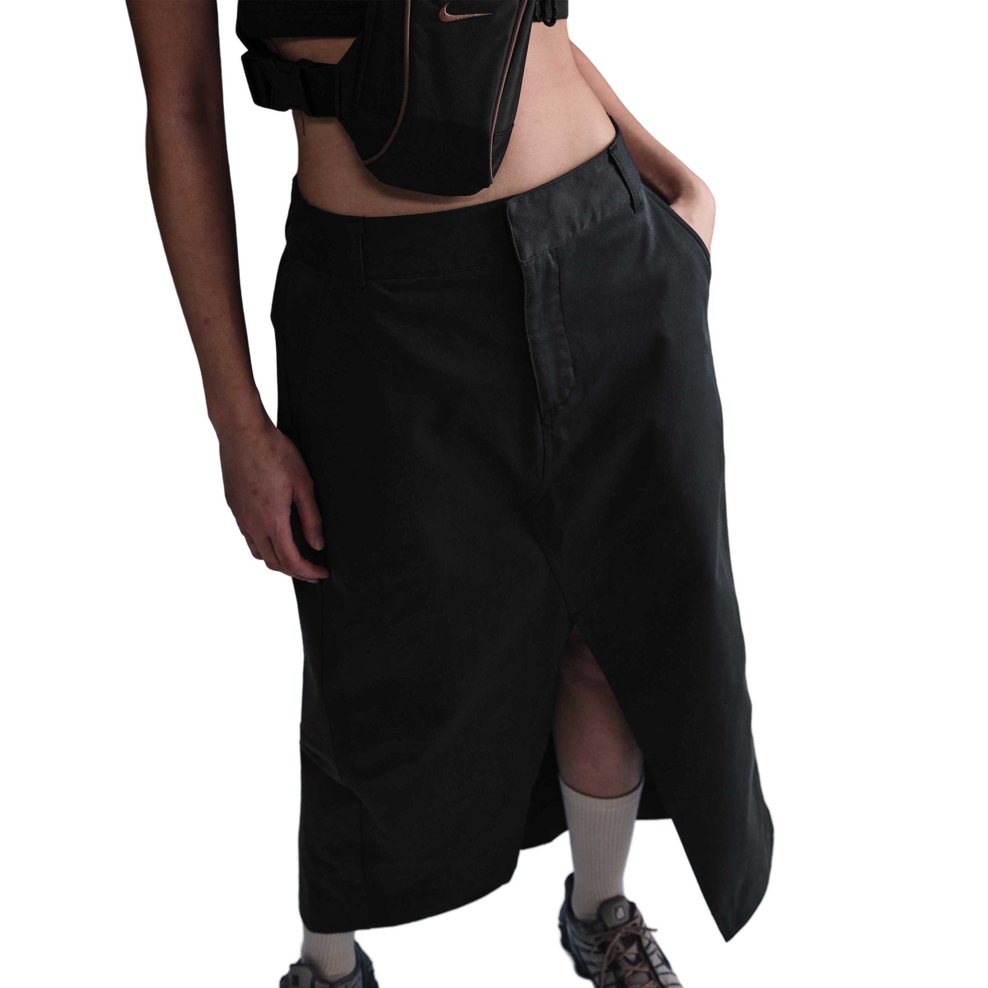 Color: BLACK