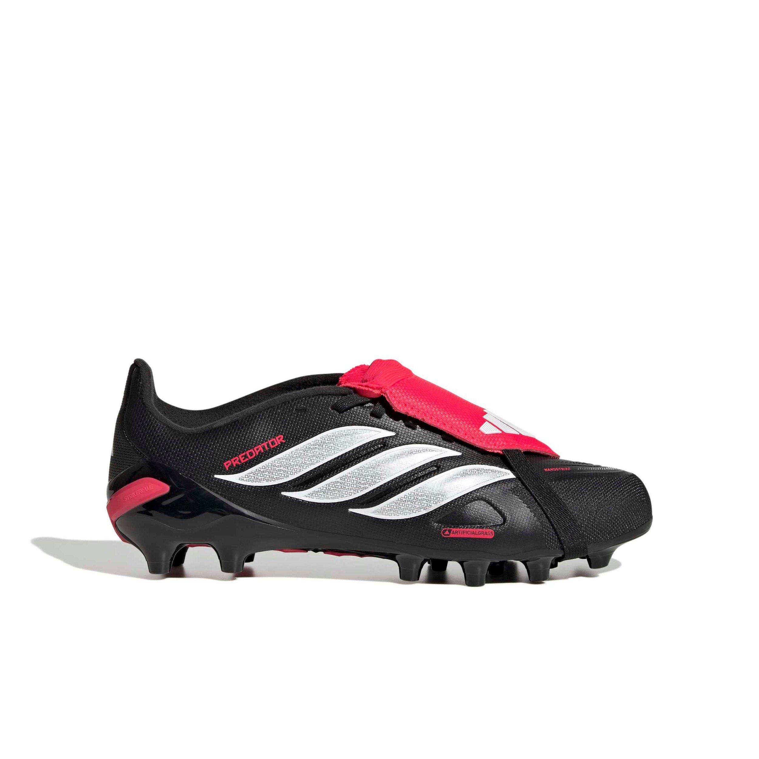 Color: BLACK/WHITE/RED