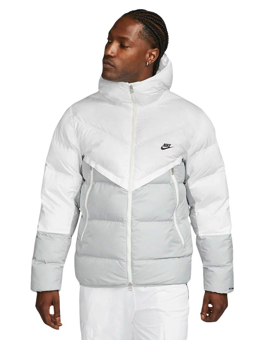 Color: WHITE