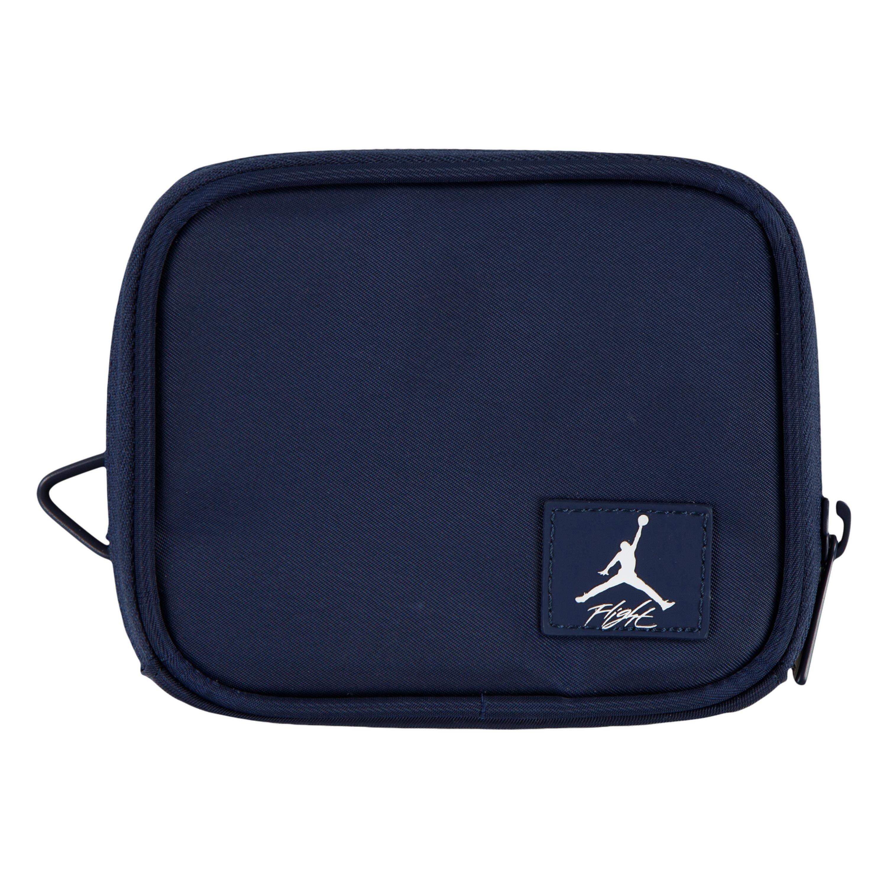 Color: NAVY