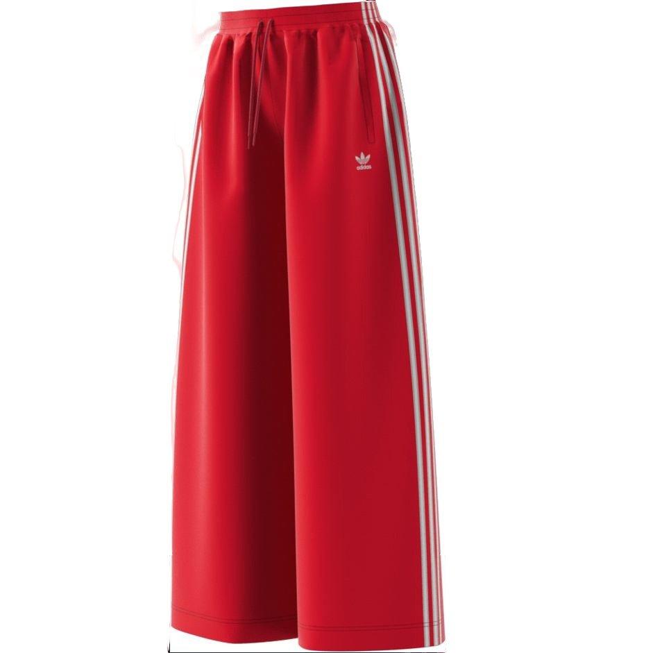 Color: RED
