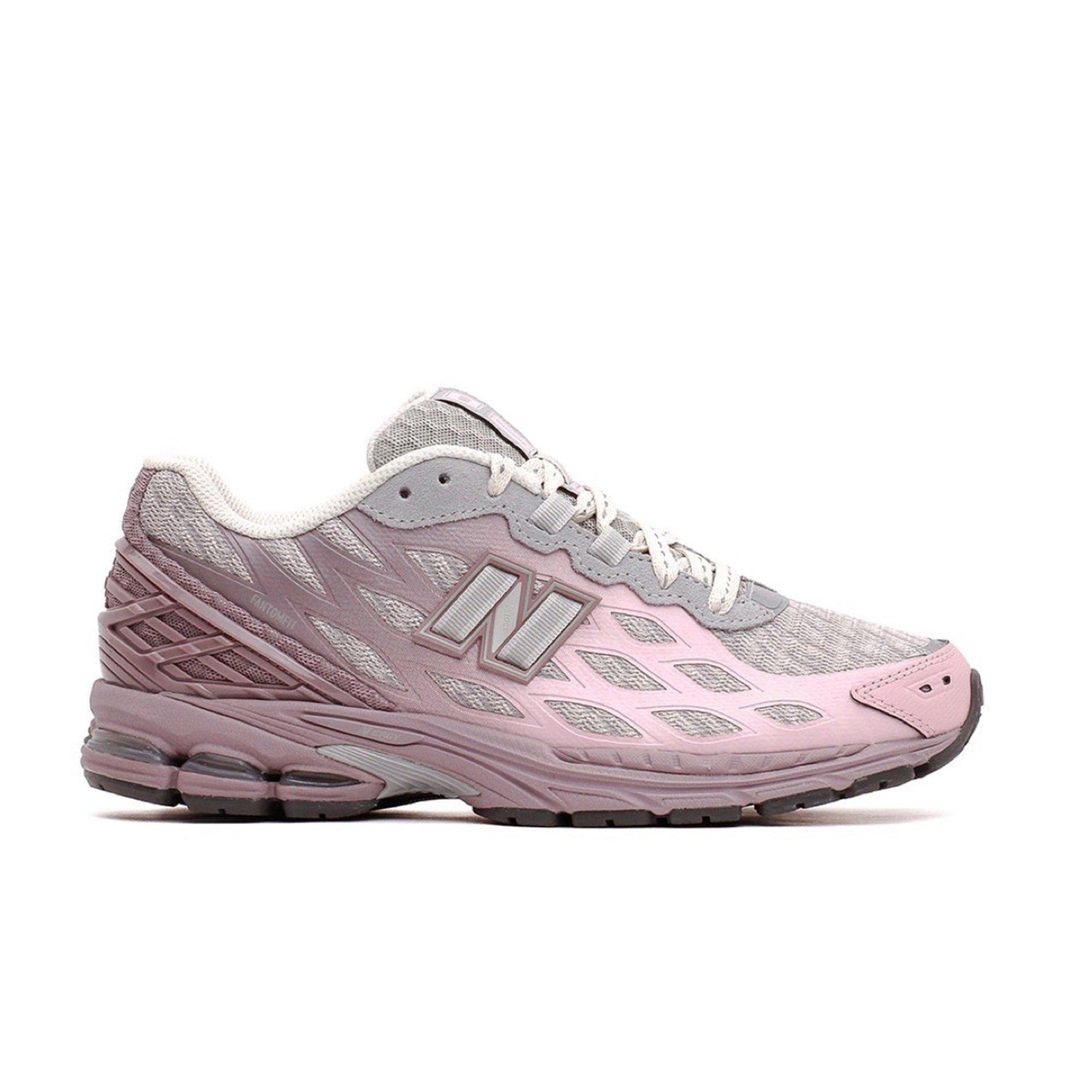 Color: Pink/White