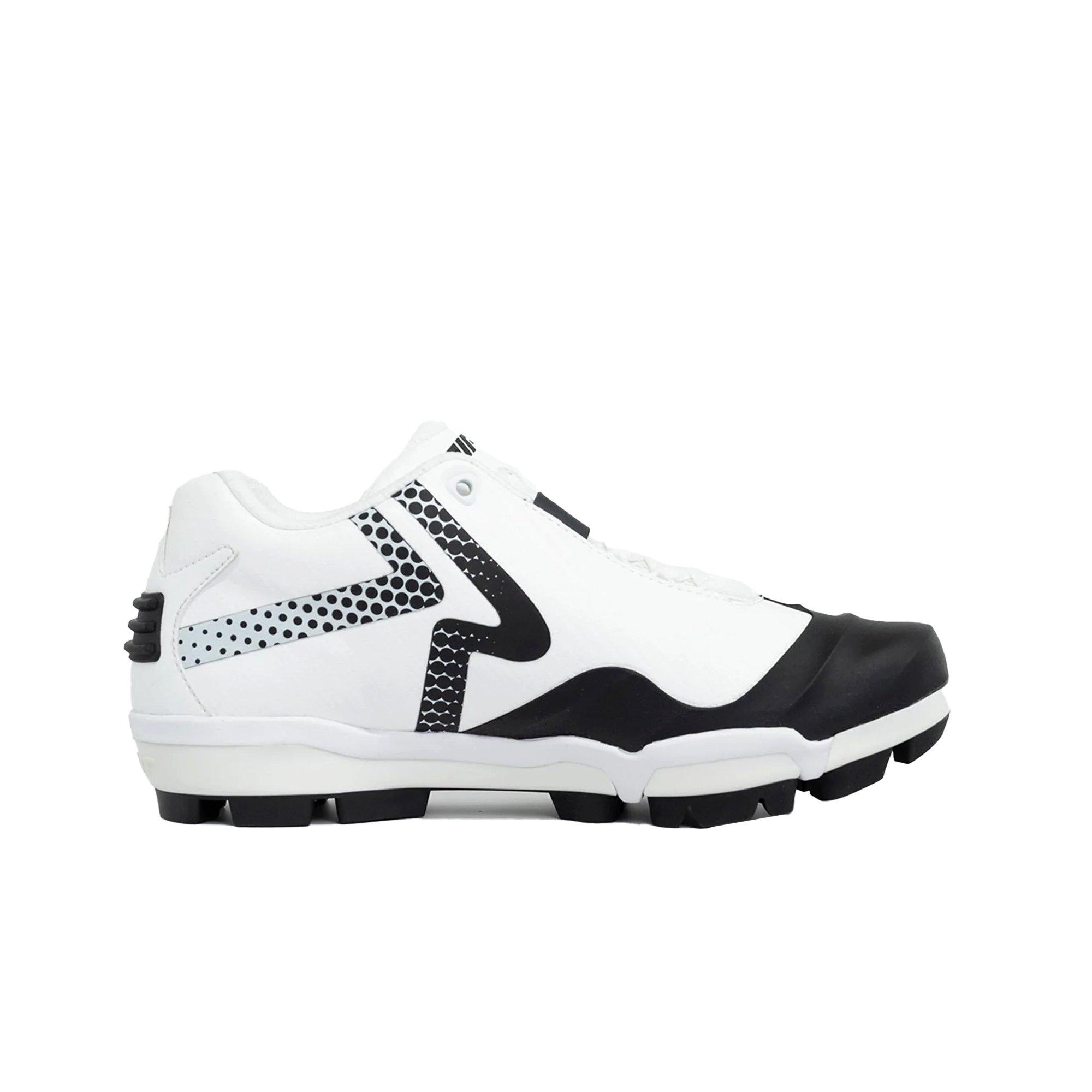 Color: WHITE/BLACK