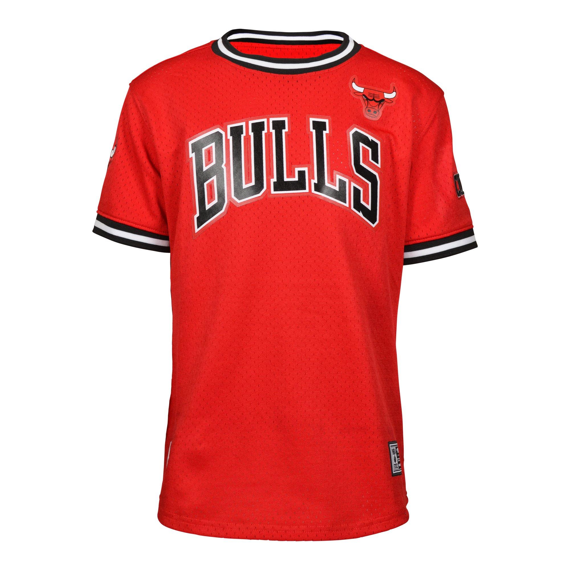 Color: RED