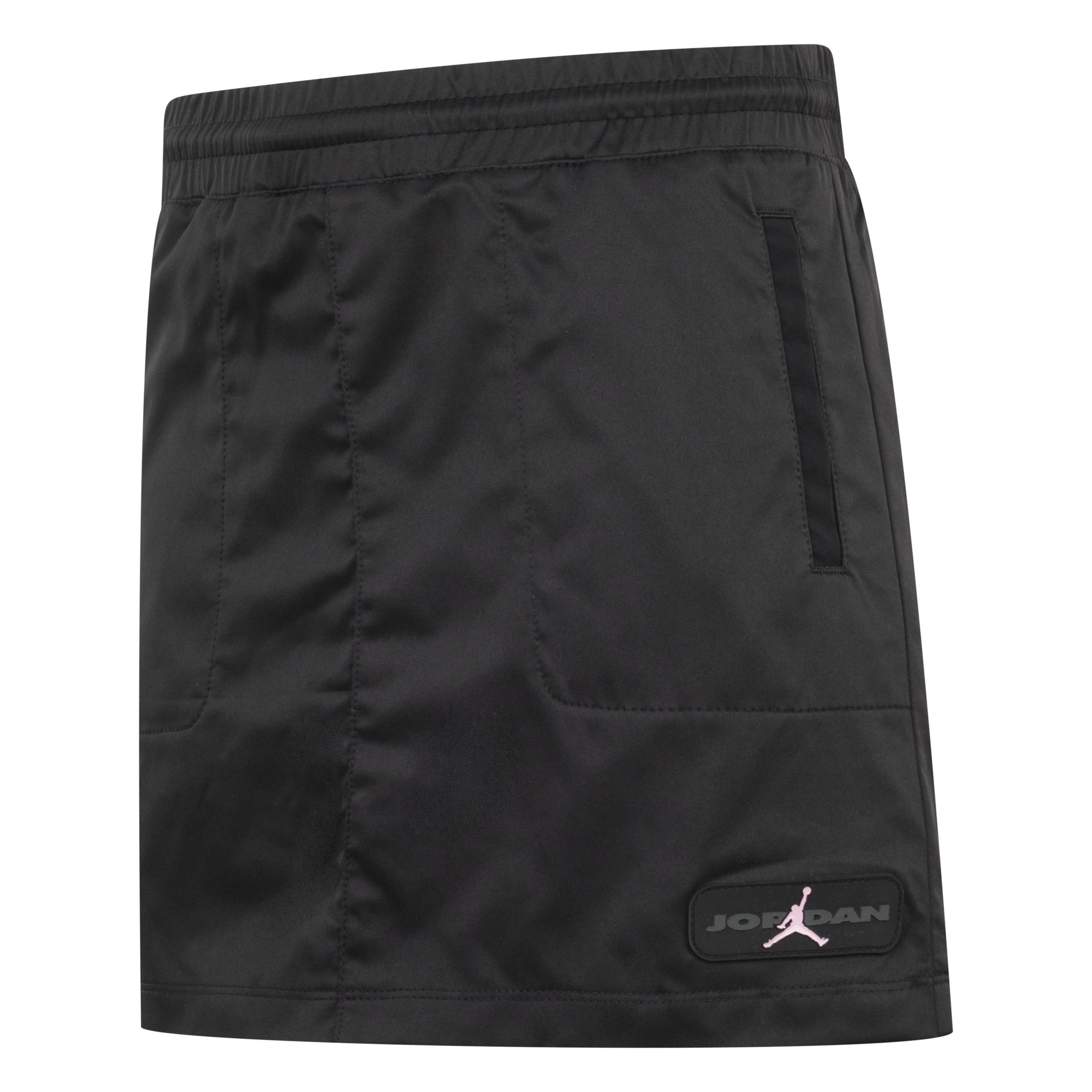 Color: BLACK