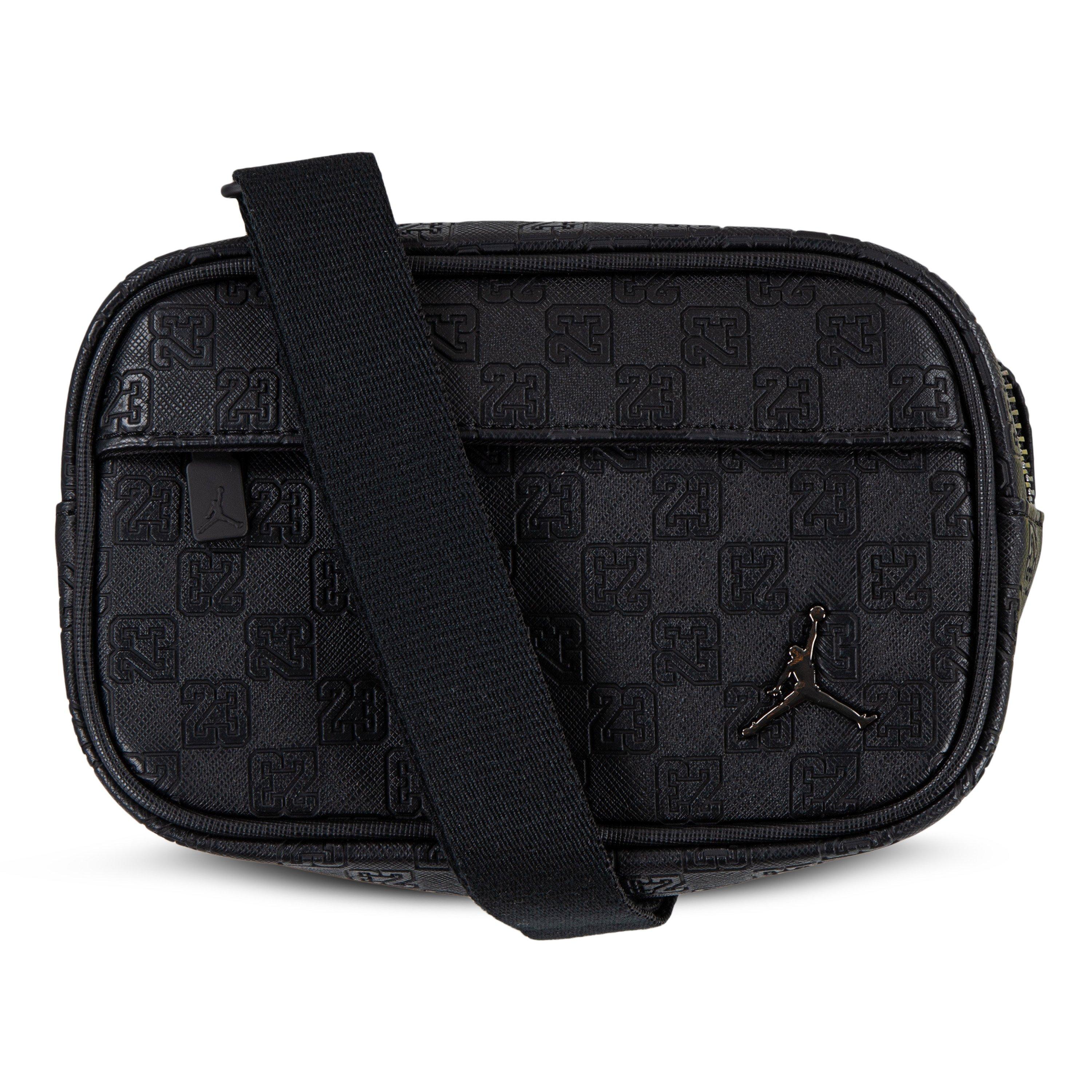 Color: BLACK