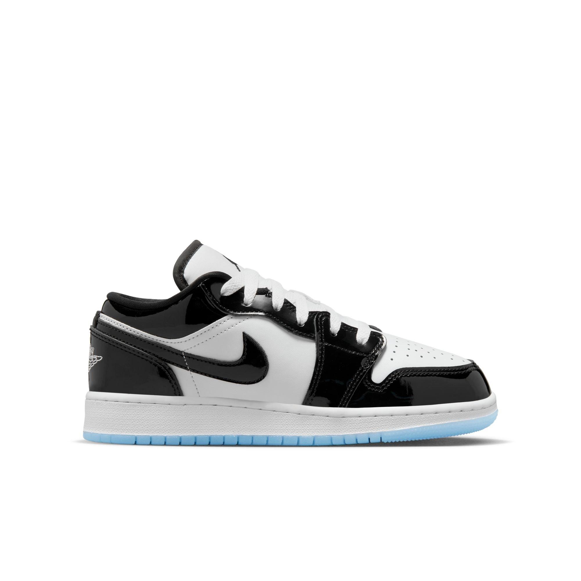 Color: WHITE/BLACK