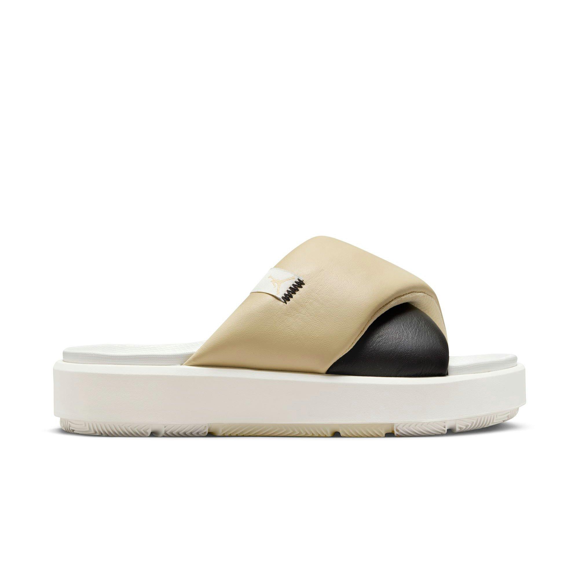 Color: BROWN/WHITE