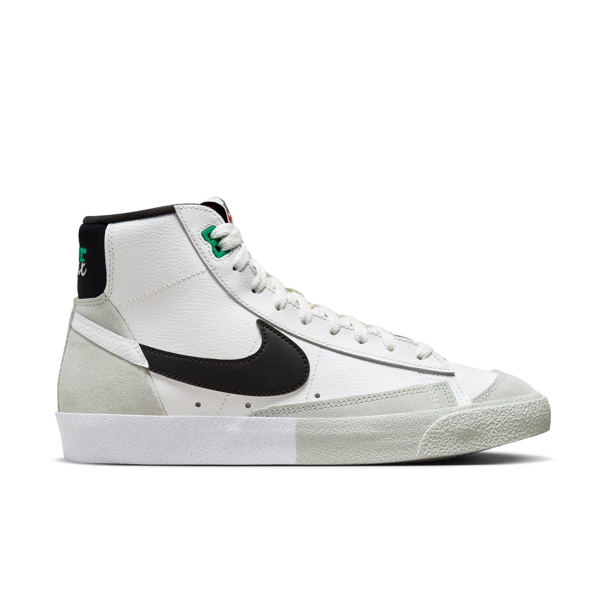 Color: SUMMIT WHITE/BLACK/LIGHT SILVER