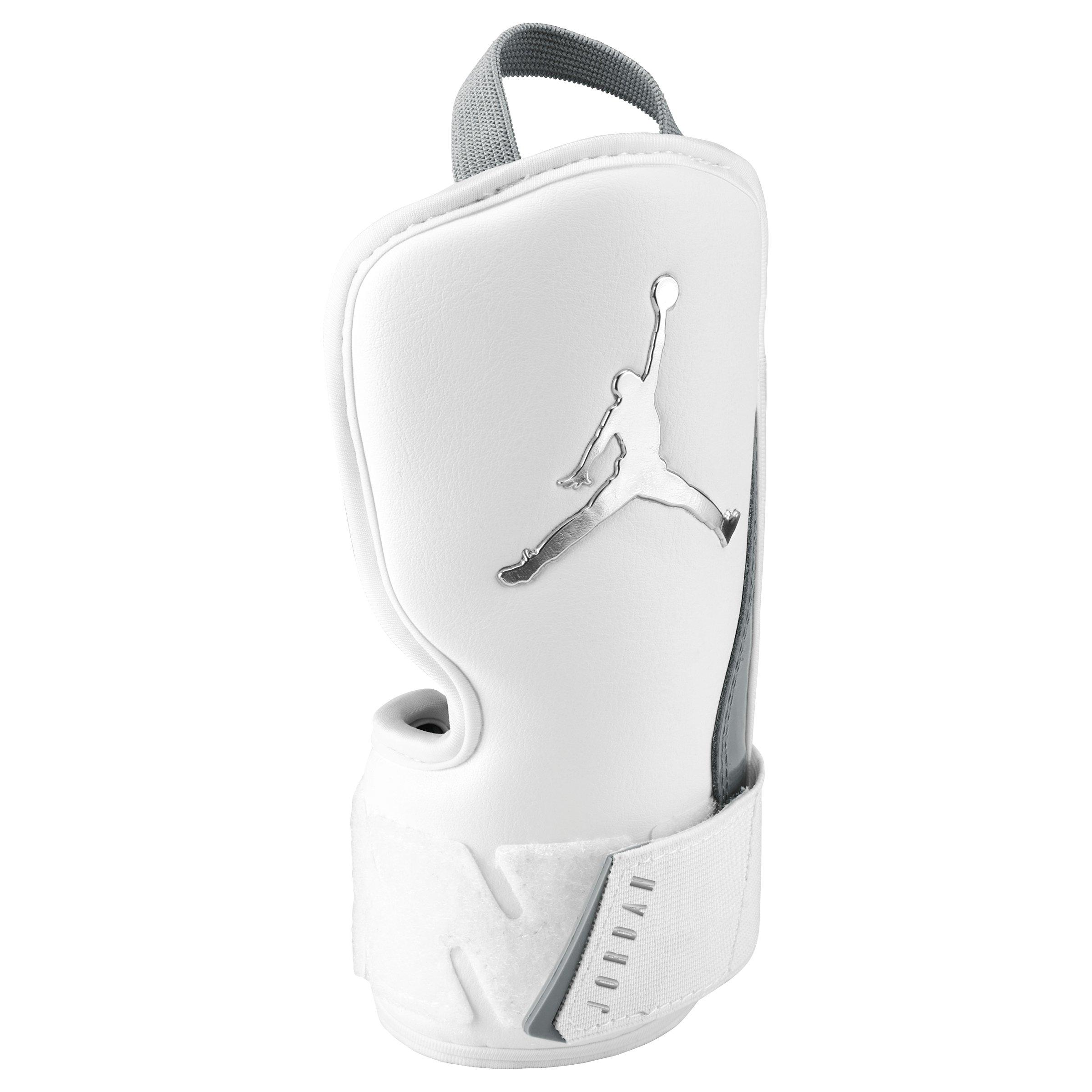 Color: WHITE/SILVER