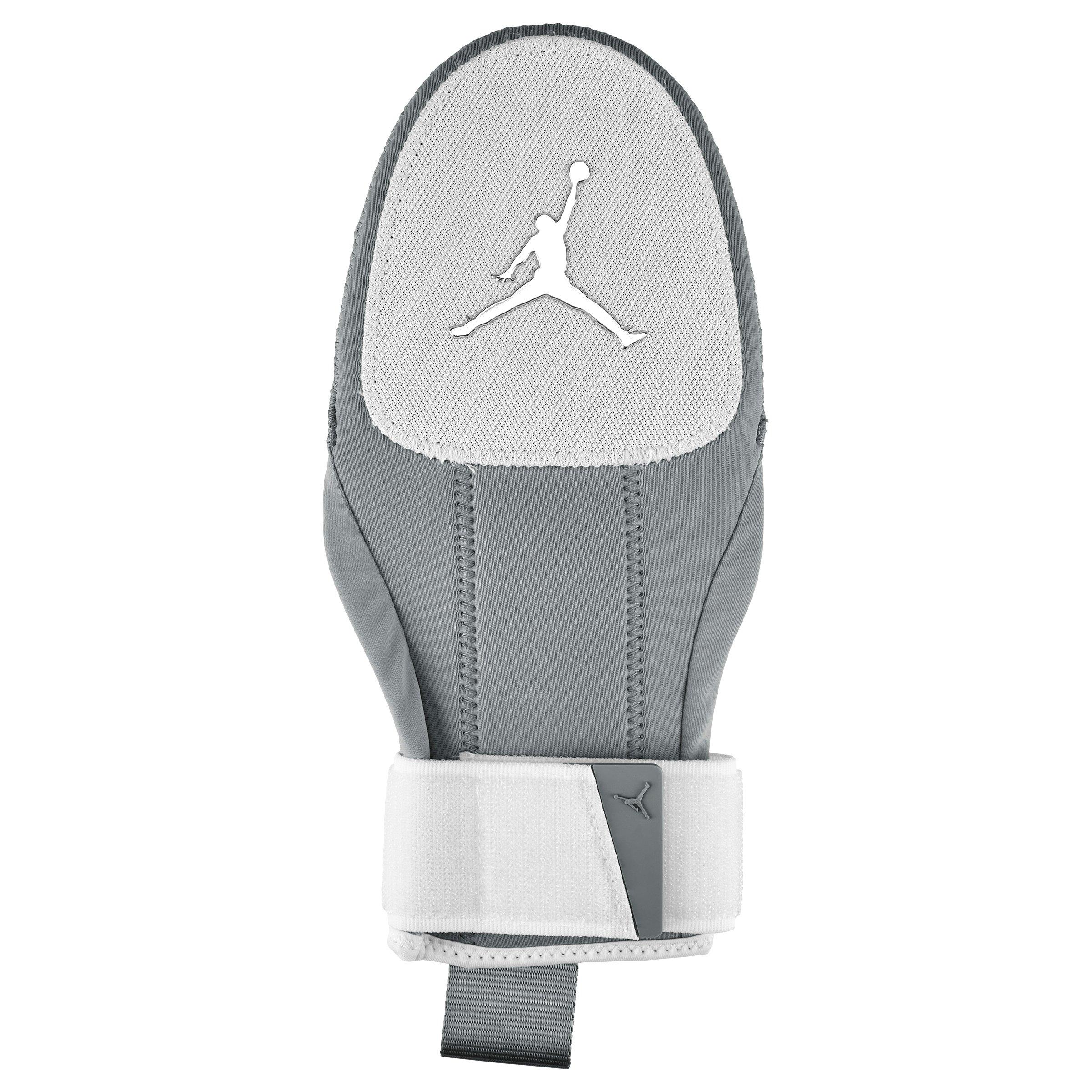 Color: WHITE/SILVER