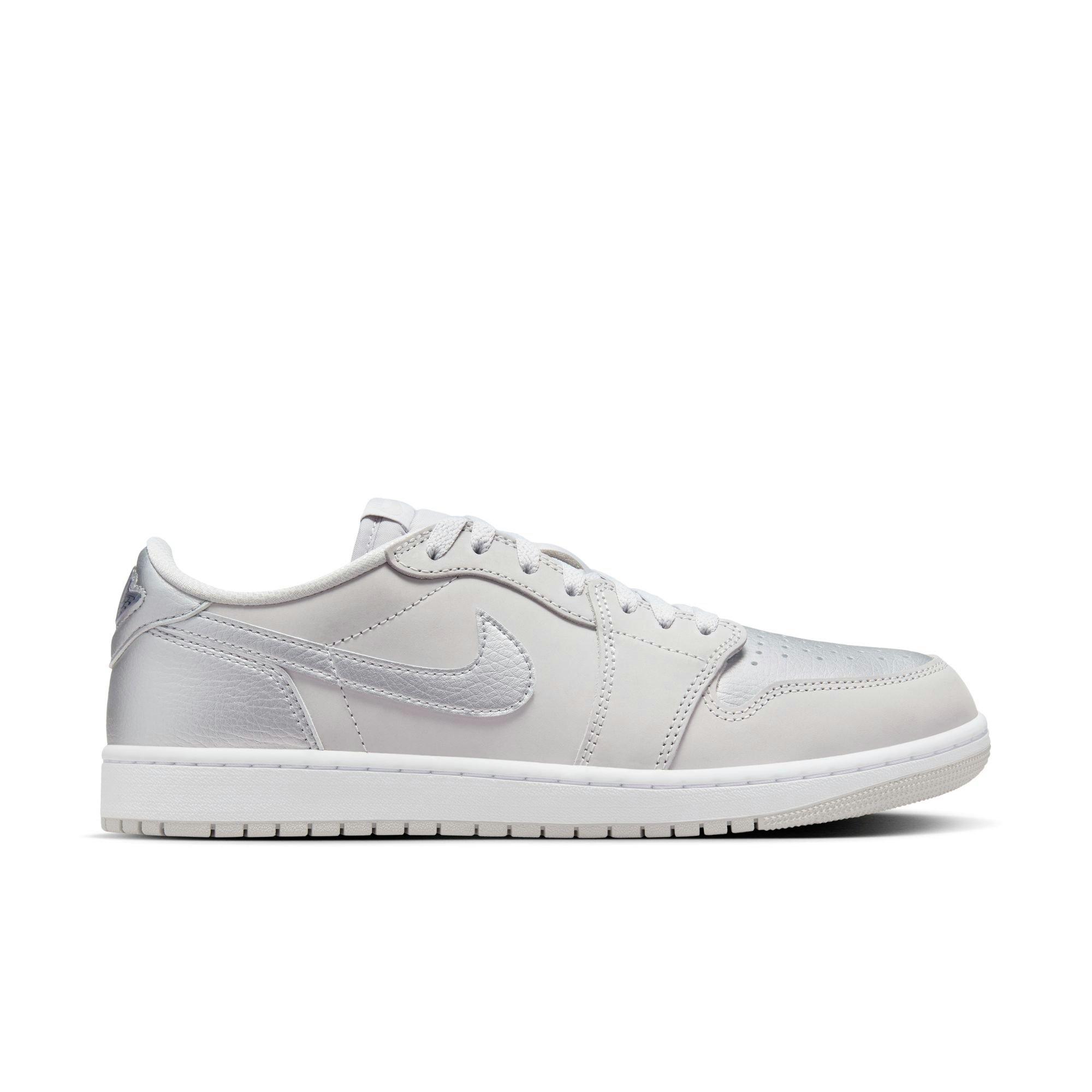 Color: NEUTRAL GREY/METALLIC SILVER/WHITE