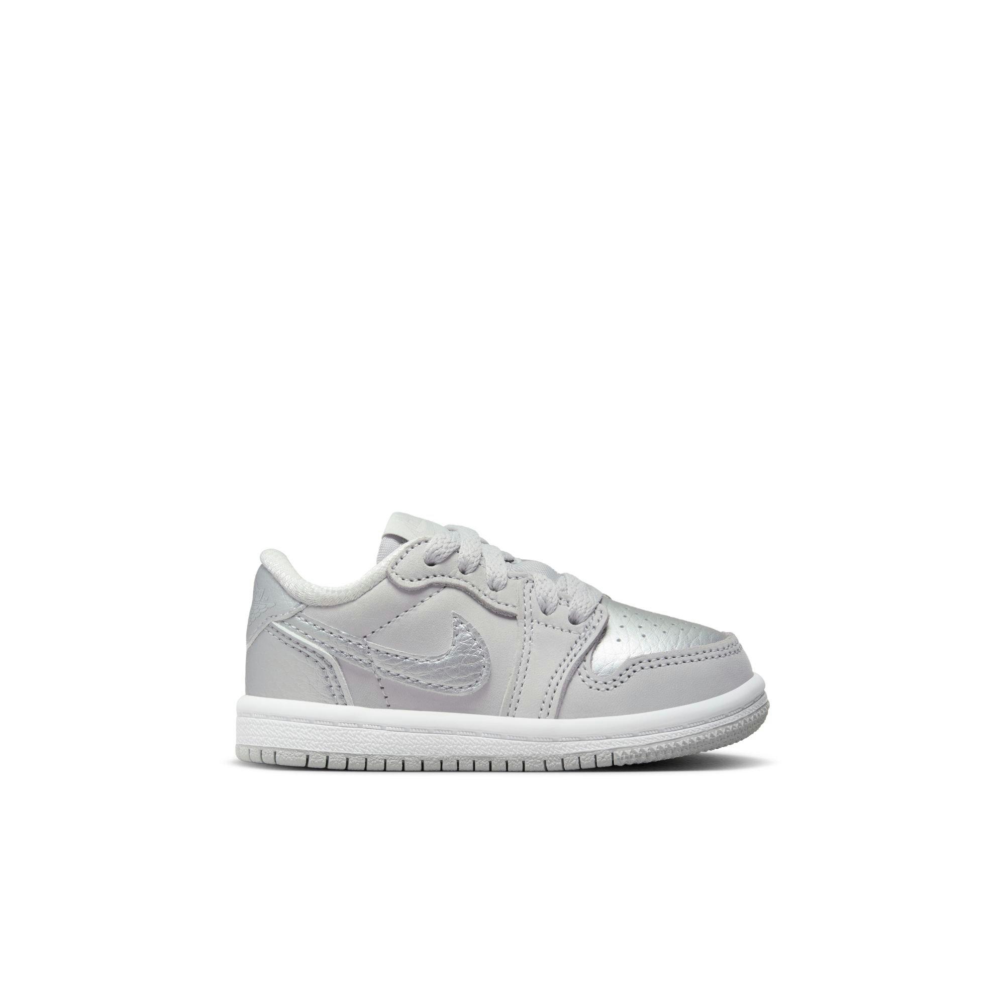 Color: NEUTRAL GREY/METALLIC SILVER/WHITE