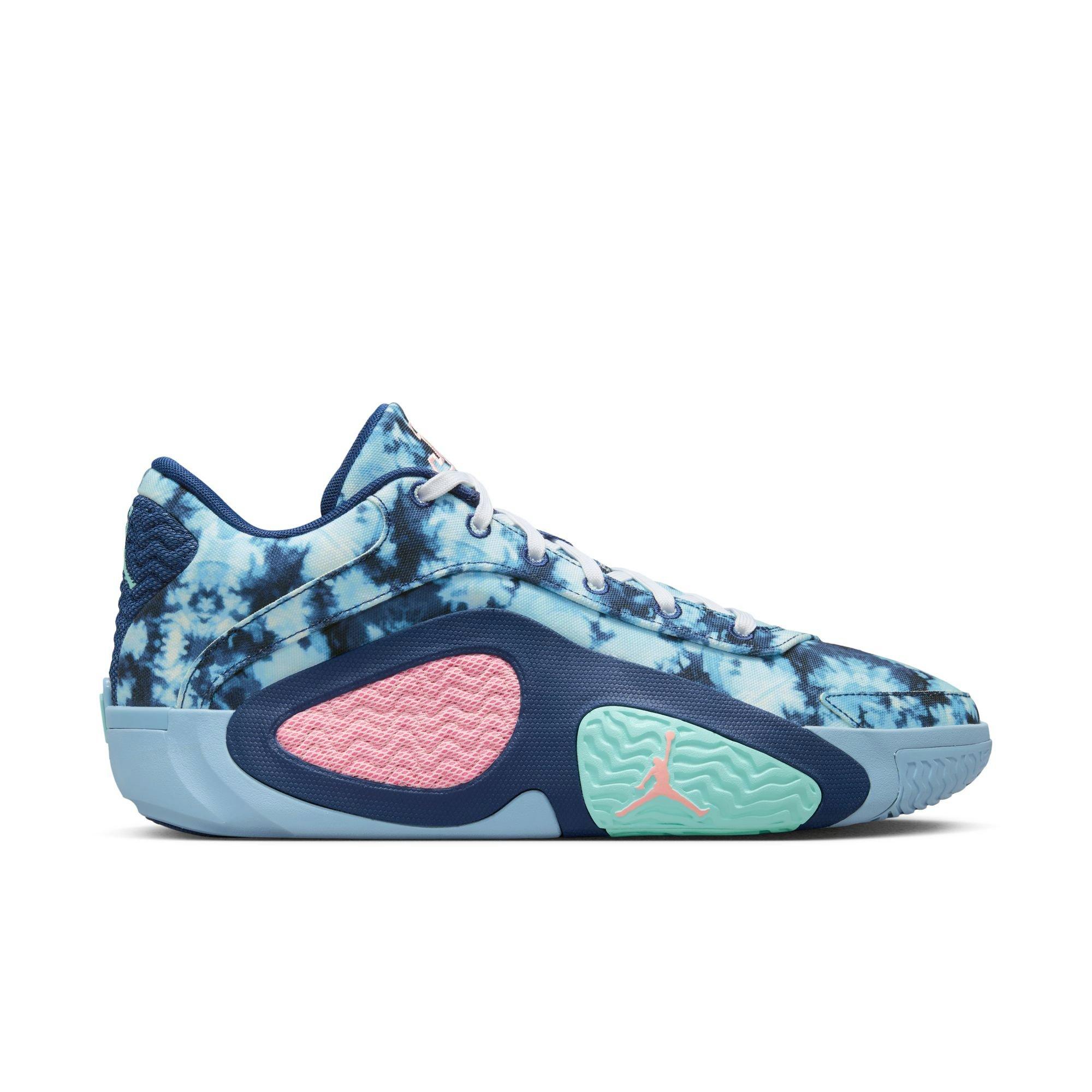 Color: BLUE VOID/BLEACHED CORAL/LECHE BLUE