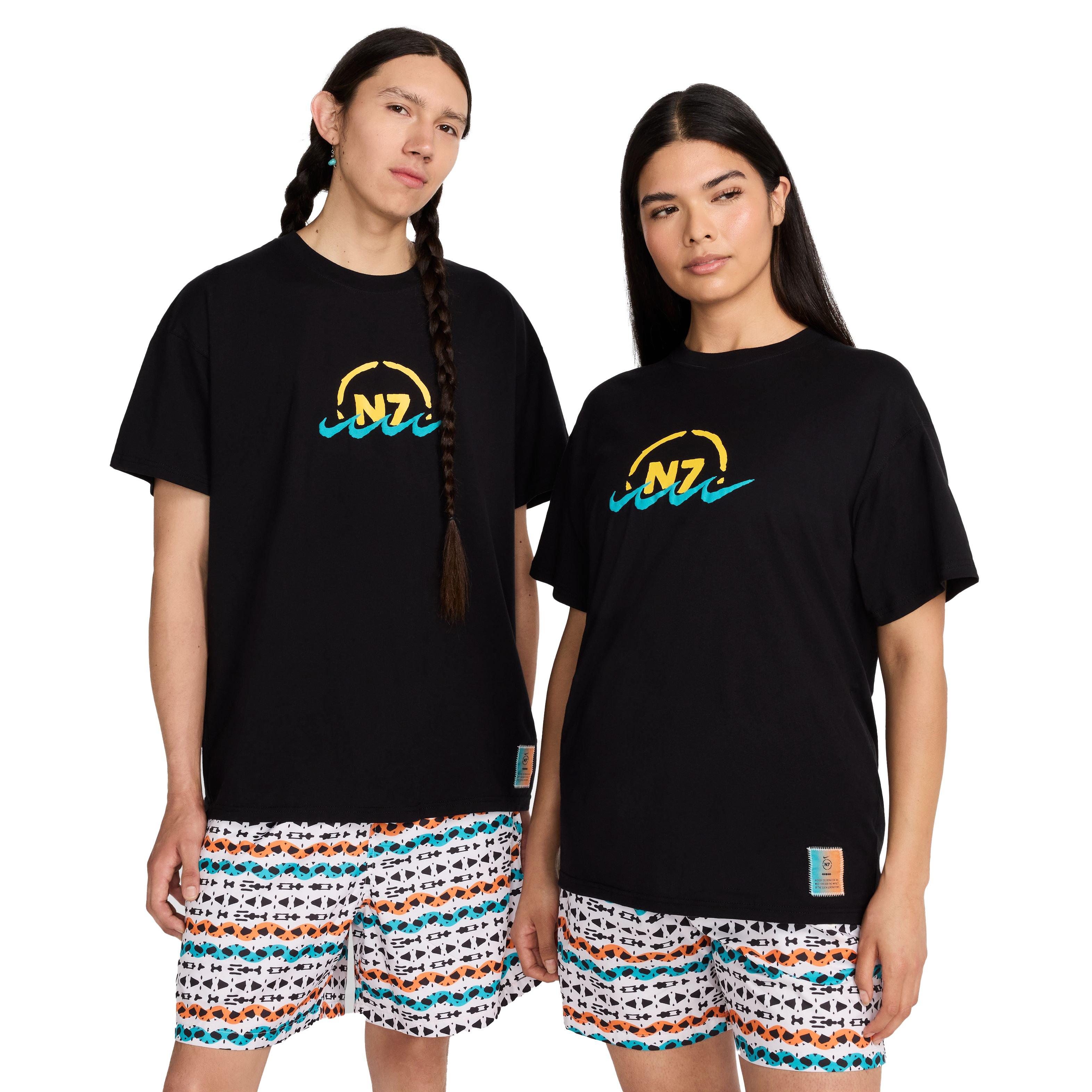 Color: BLACK