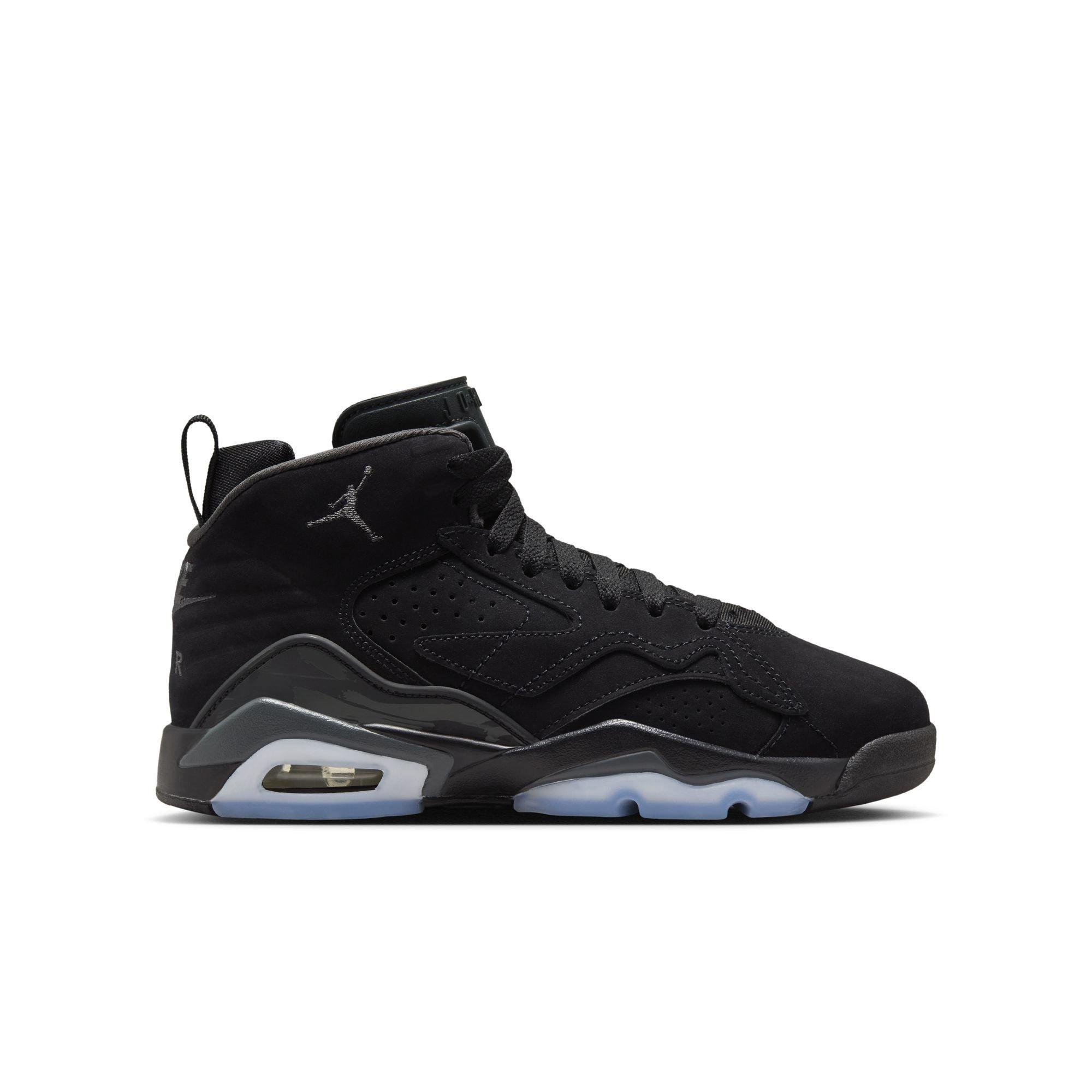 Color: BLACK