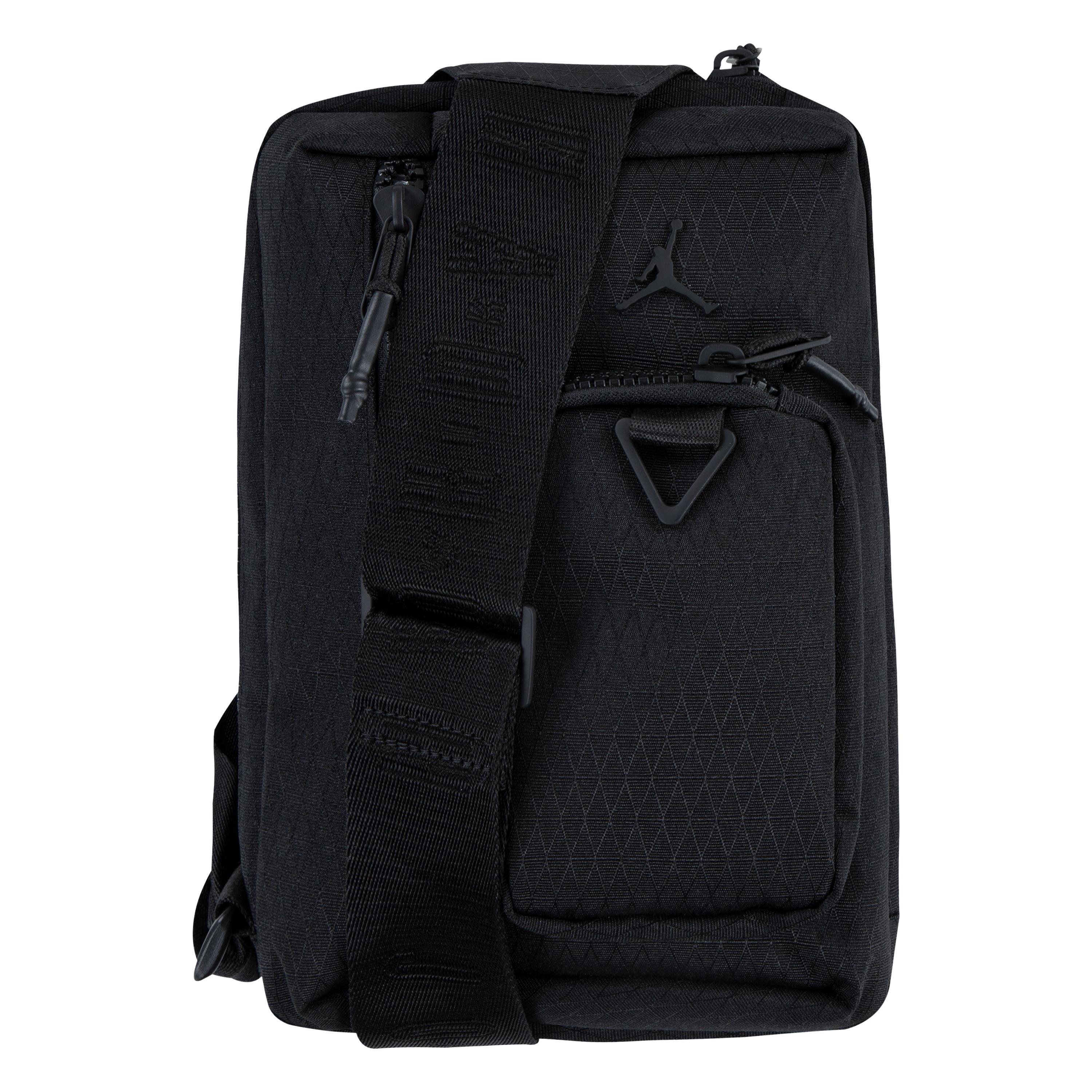 Color: BLACK