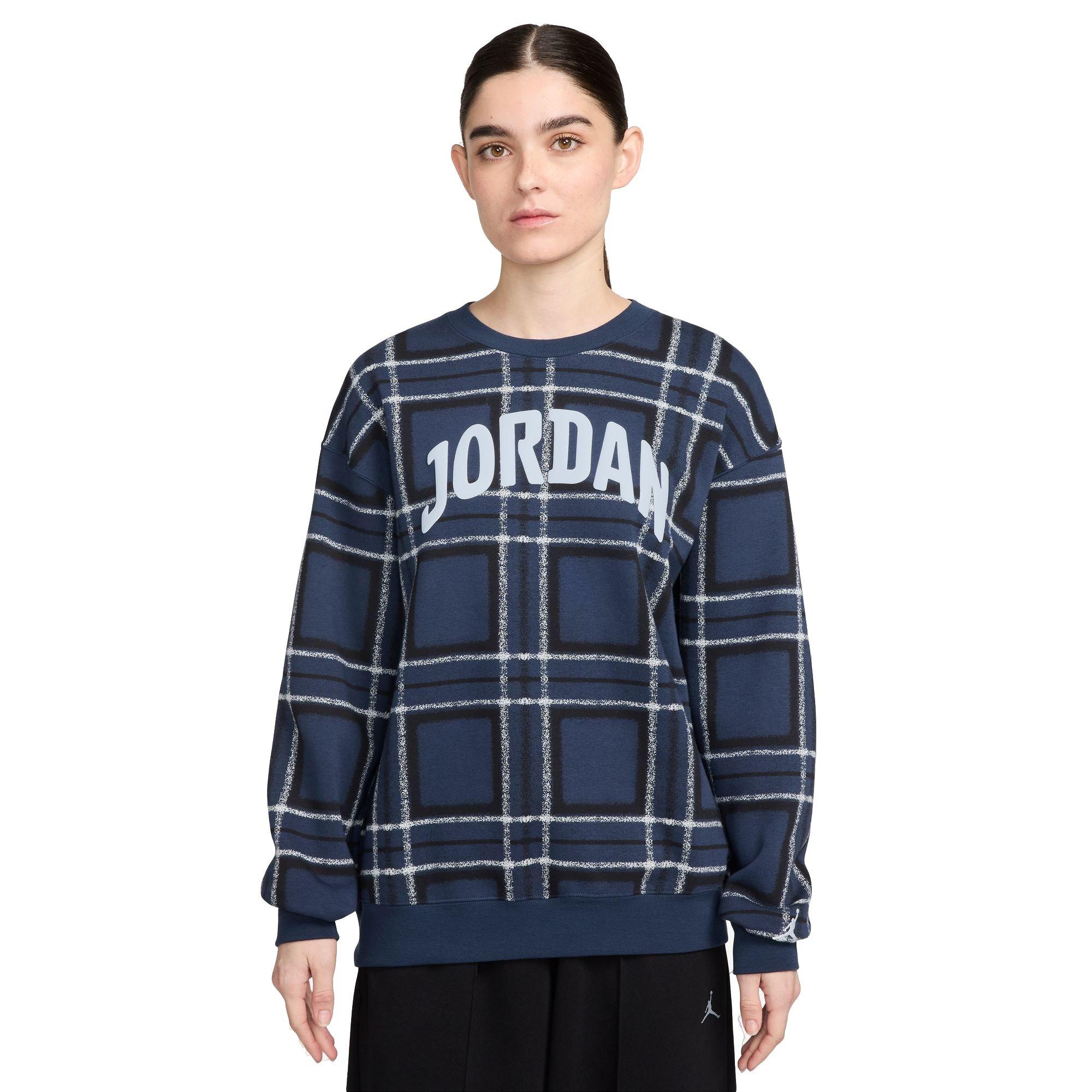 Color: NAVY