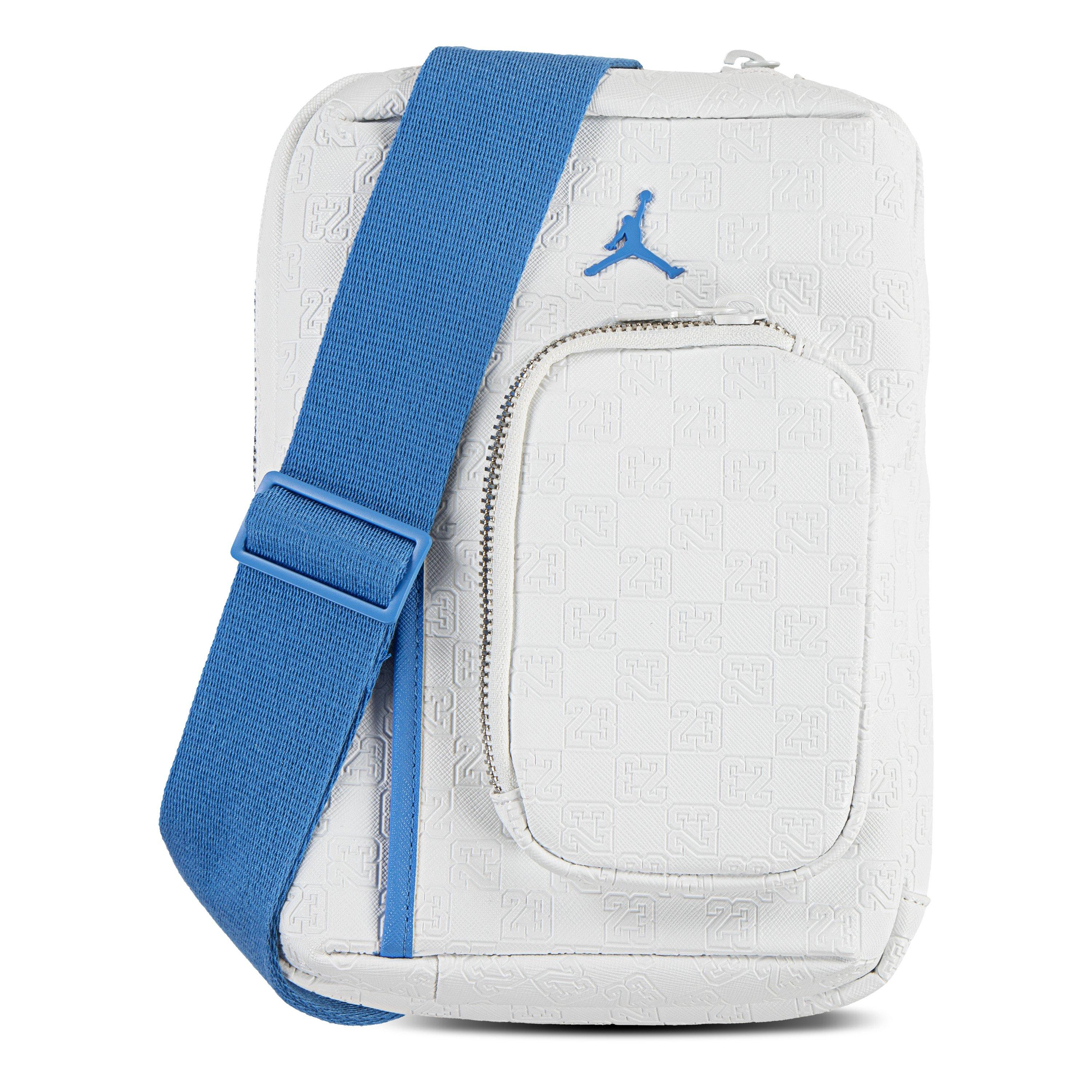 Color: WHITE/BLUE