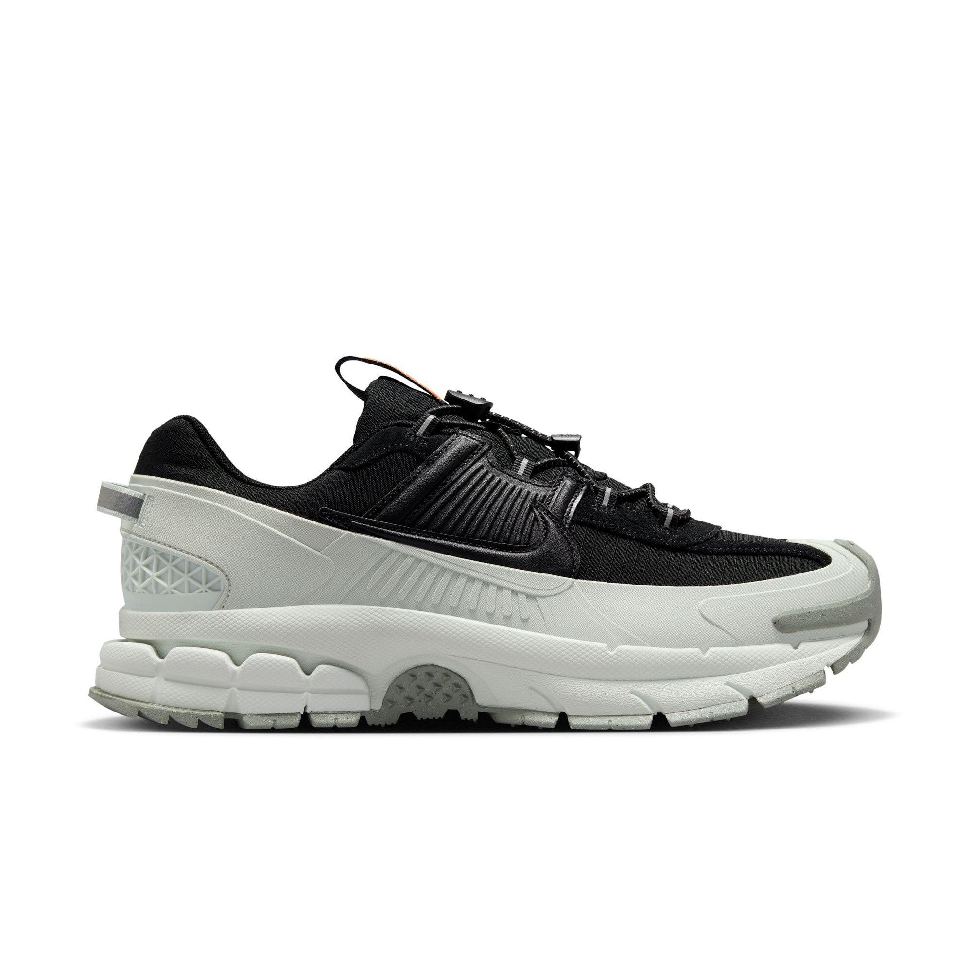 Color: BLACK/WHITE
